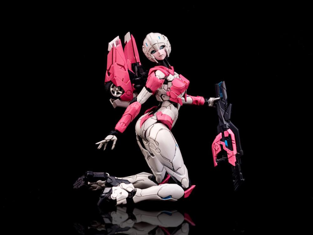 Flame Toys Furai Model Transformers - Arcee