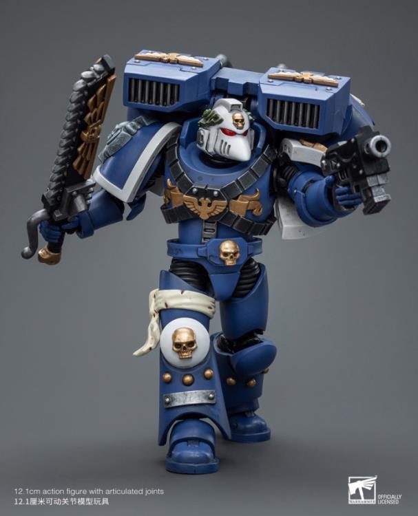 Joytoy 1/18 Warhammer 40K Ultramarines Vanguard Veteran with Chainsword and Bolt Pistol