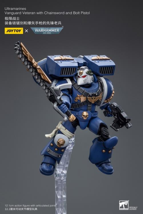 Joytoy 1/18 Warhammer 40K Ultramarines Vanguard Veteran with Chainsword and Bolt Pistol