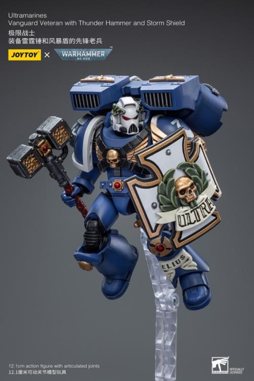 Joytoy 1/18 Warhammer 40K Ultramarines Vanguard Veteran with Thunder hammer and Storm Shield