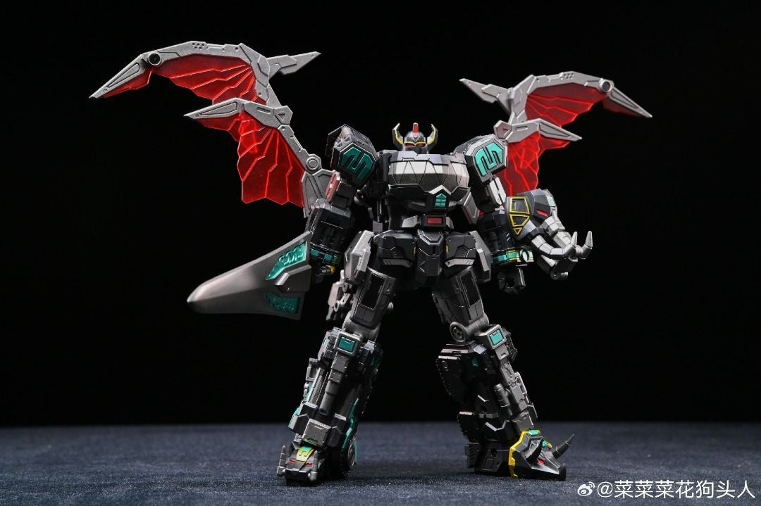 Micro Cosmos Beast Lord (Megazord) Black Version