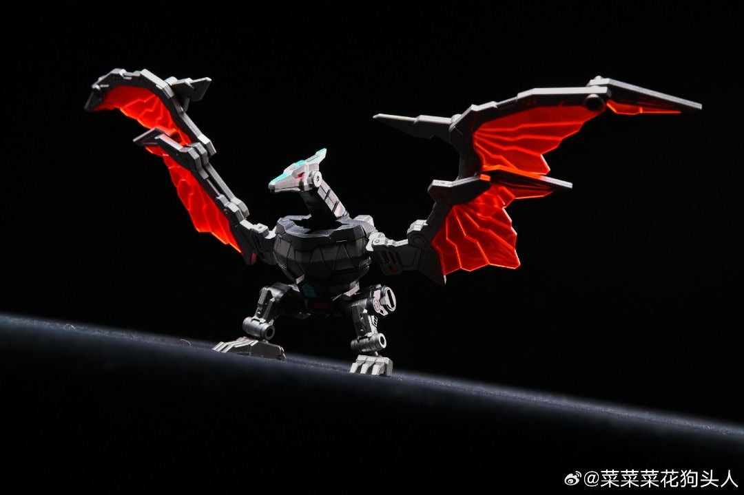 Micro Cosmos Beast Lord (Megazord) Black Version