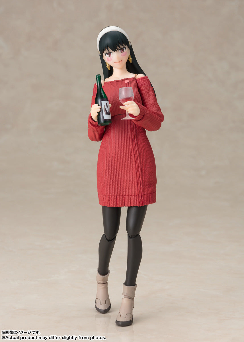 SH Figuarts Spy x Family - Yor Forger (Mother of the Forger Family)