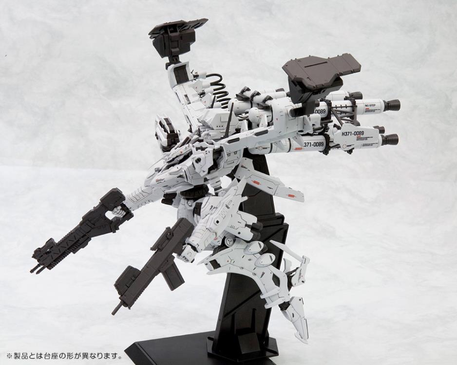 Kotobukiya Armored Core Lineark White Glint & V.O.B Set