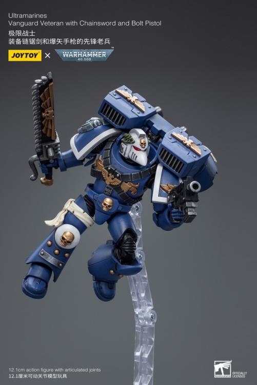 Joytoy 1/18 Warhammer 40K Ultramarines Vanguard Veteran with Chainsword and Bolt Pistol