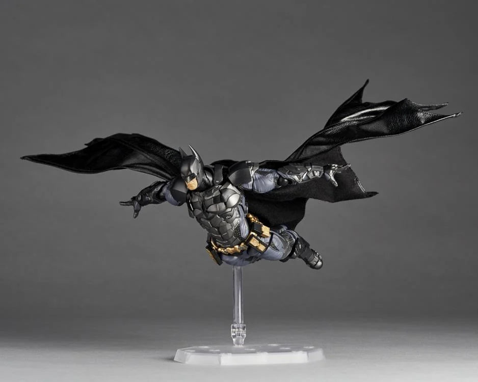 Revoltech Amazing Yamaguchi DC - Batman (Batman Arkham Knight Version) [Damaged Box]