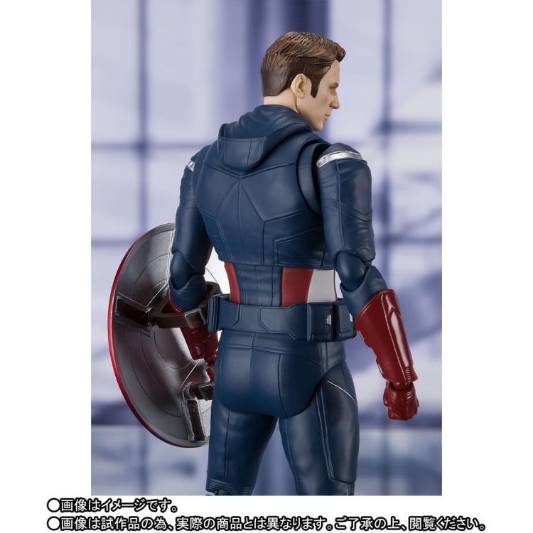 SH Figuarts Marvel Avengers Endgame Captain America vs Captain America