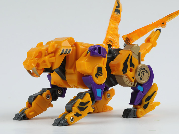 52Toys Beastbox Torado