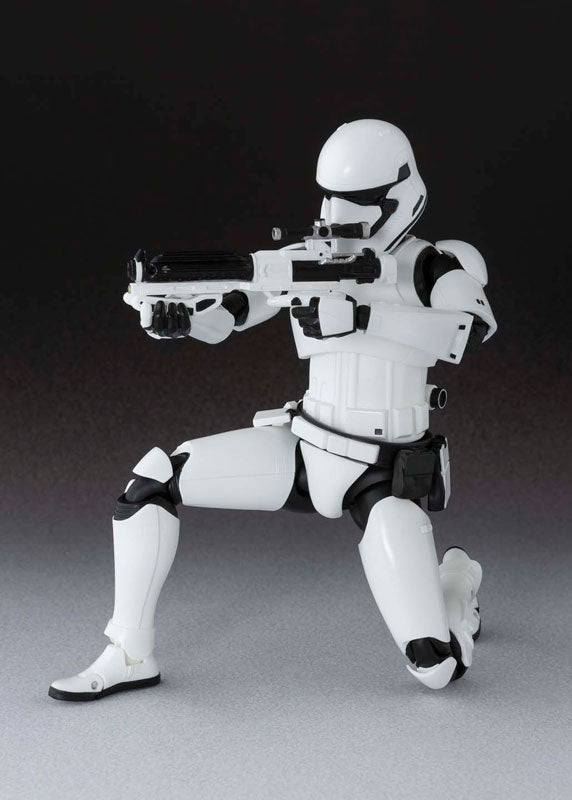 SH Figuarts Star Wars The Force Awakens First Order Stormtrooper