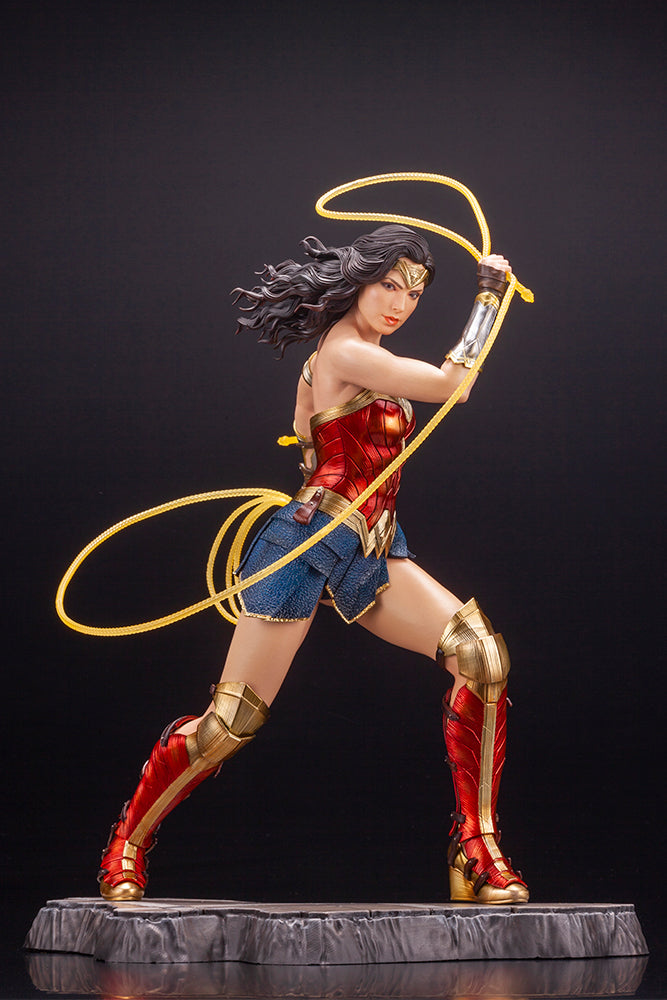 Wonder Woman – Collectors Toy Box