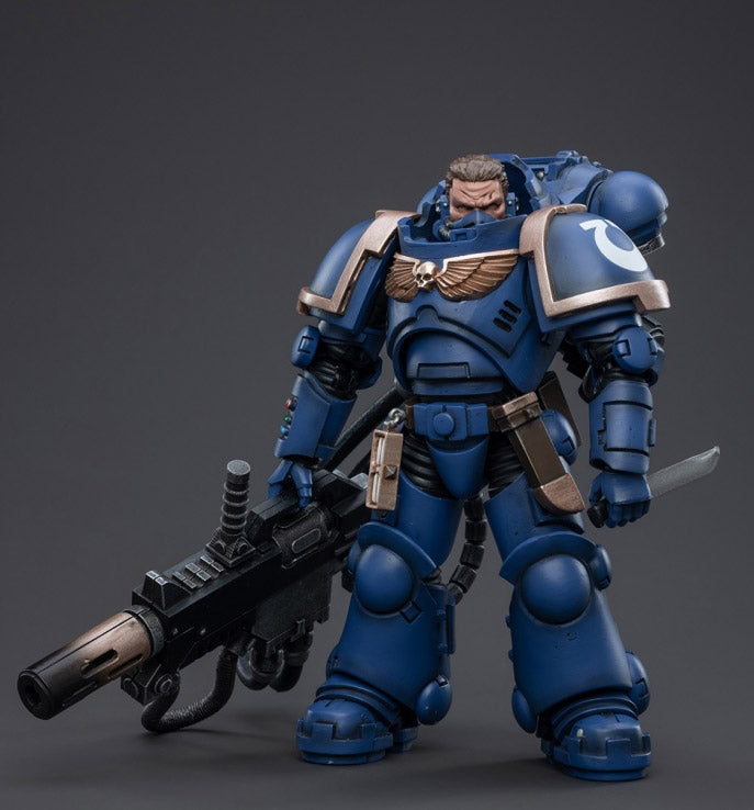 Joytoy 1/18 Warhammer 40K Ultramarines - Primaris Eradicator 3 Branis Ventan